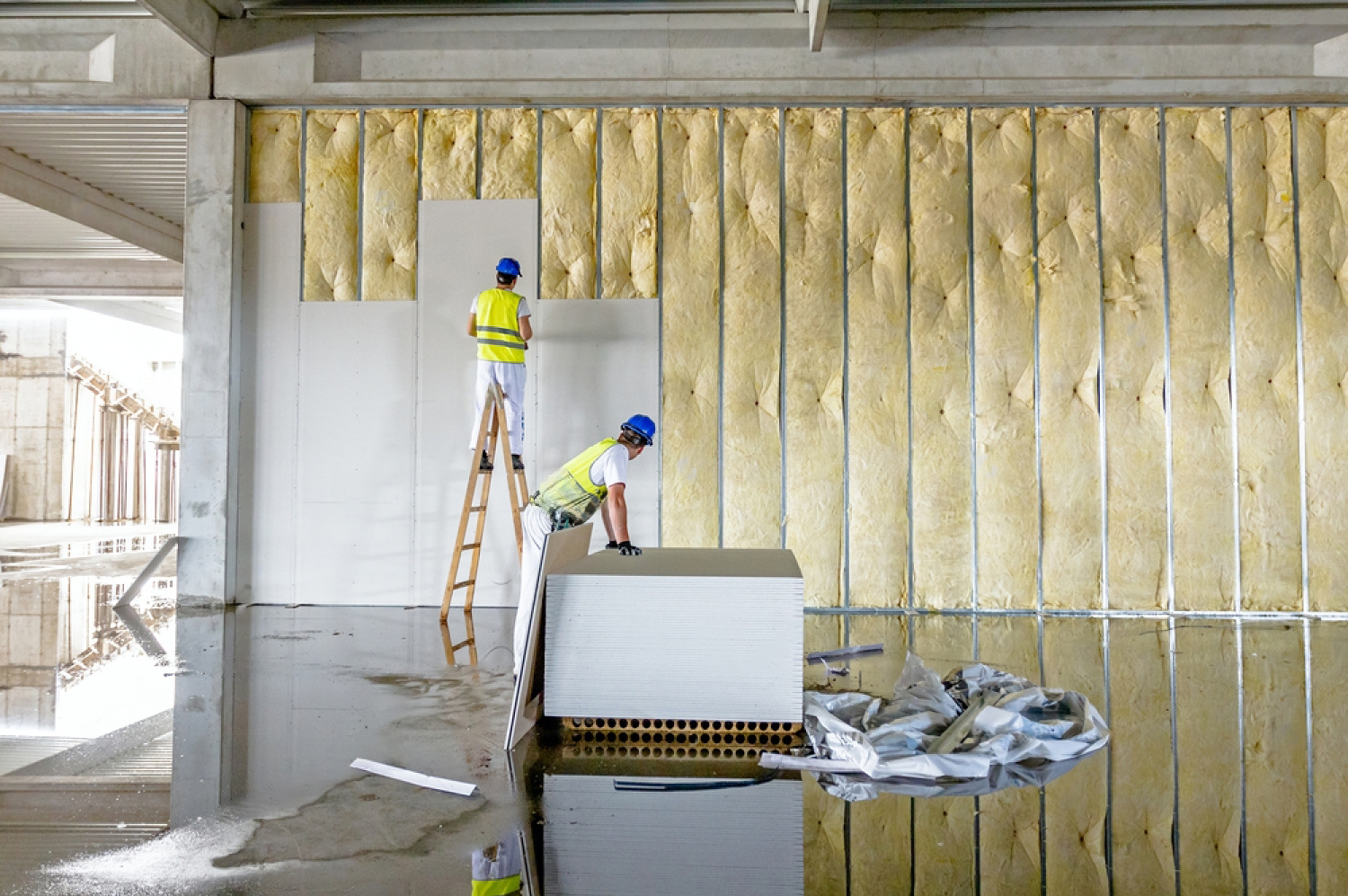 Zau Interiors gypsum partition, a stylish and functional way to divide office space